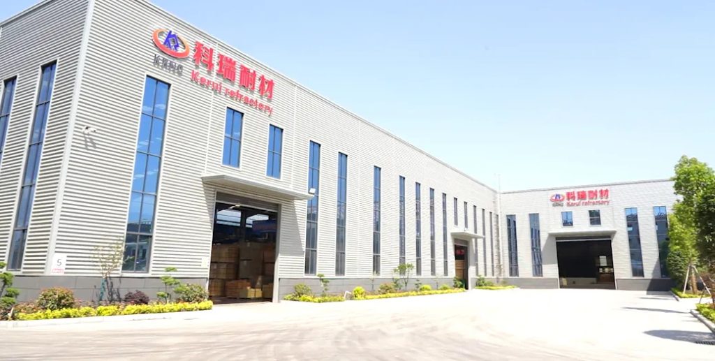 『龙年新征程』热烈欢迎意大利客人到访滚球官网耐材集团参观考察！