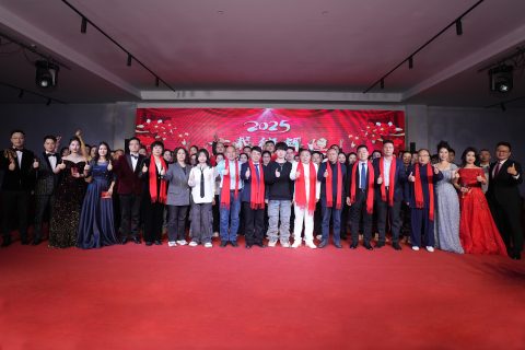 廿载铸辉煌，灵蛇迎新篇 | 滚球官网耐材2025年会盛典圆满收官！